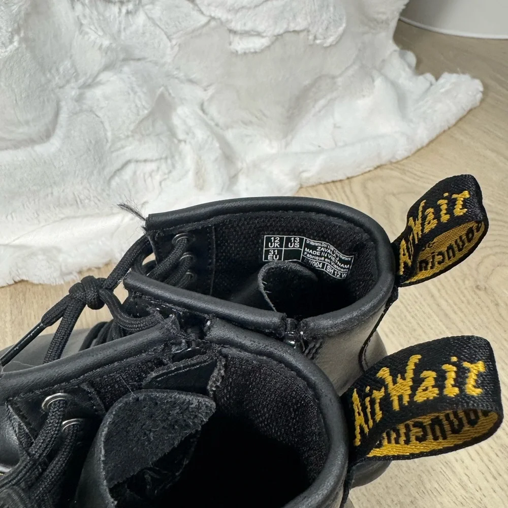 Dr. Martens Kids Black Leather Lace-Up Boots